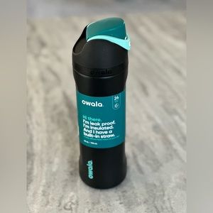 Owala FreeSip 24oz. in Sea Monster.